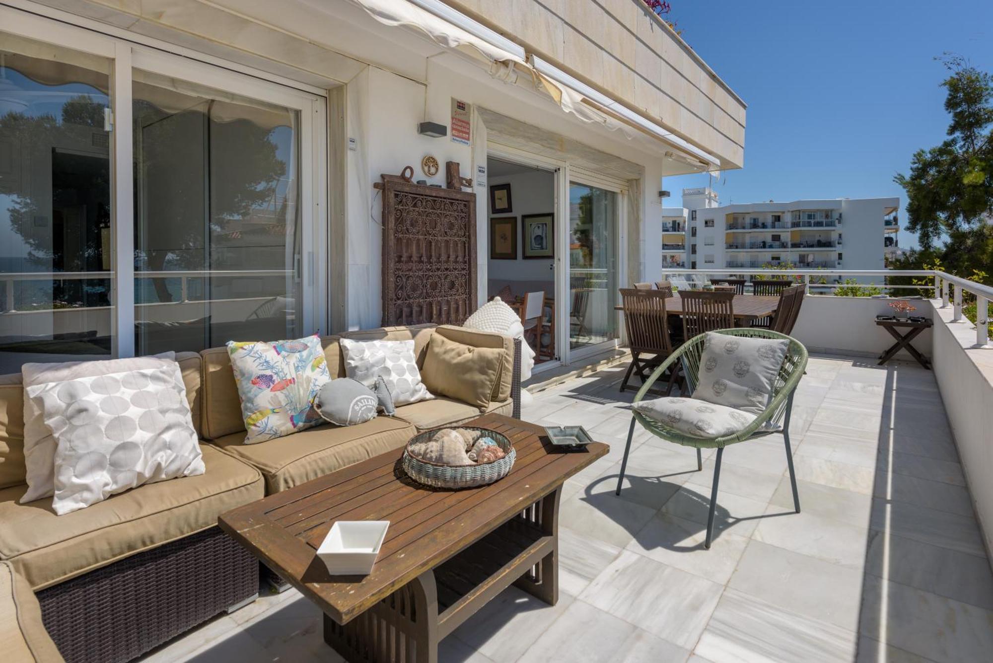 Del Mar Apartment *